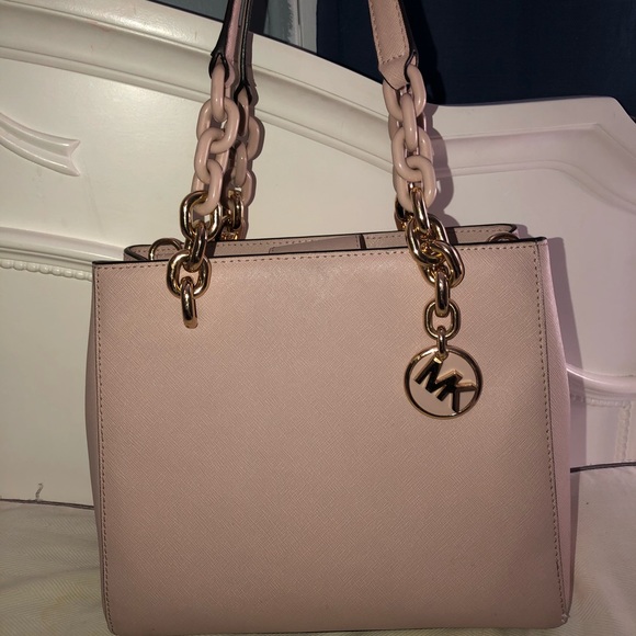 Pink Michael Kors Cynthia Saffiano Small - Picture 2 of 8